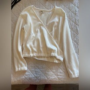 XS, cream sweater